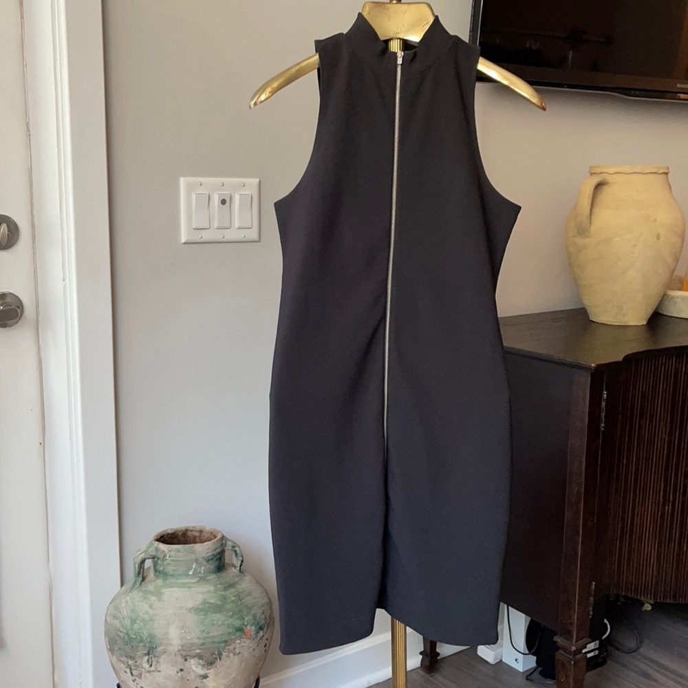 Front zipper dress